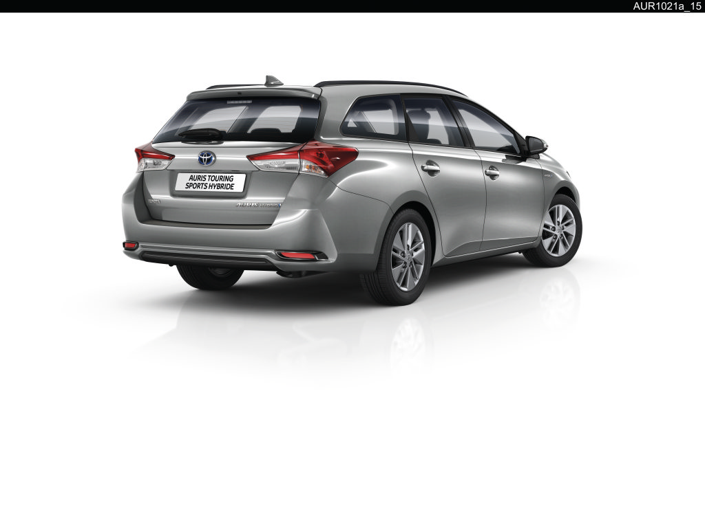TOYOTA Auris TS