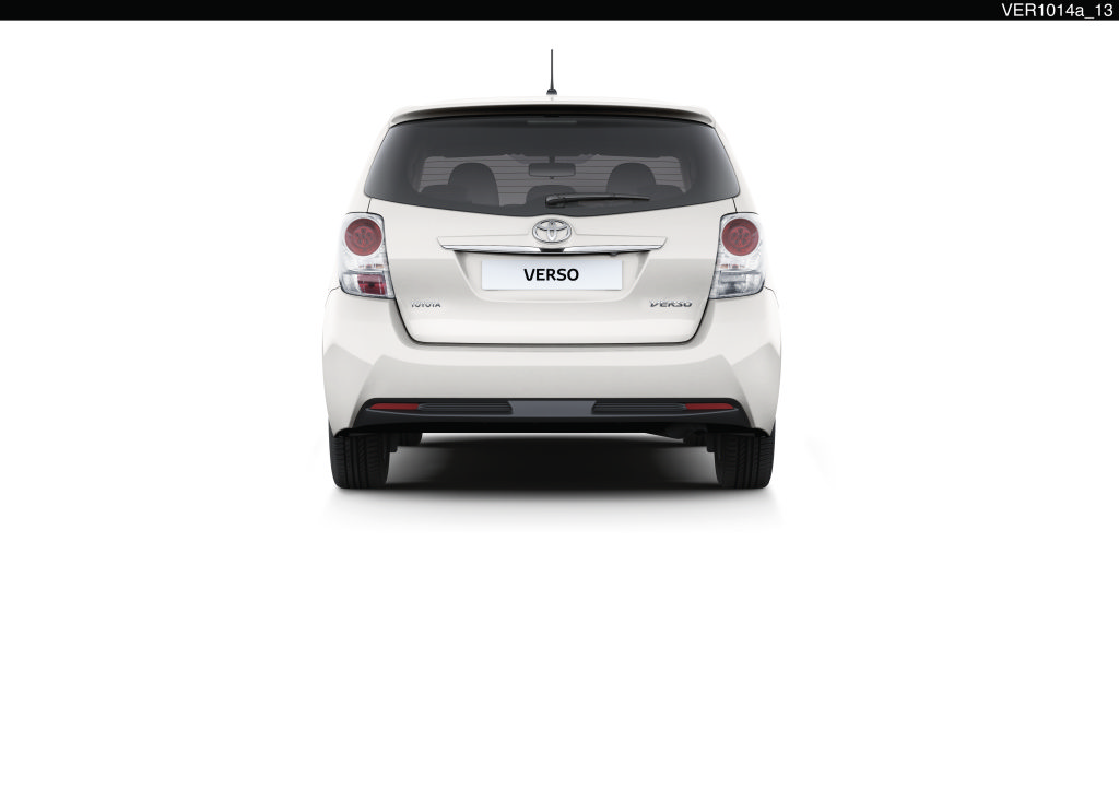 TOYOTA Verso